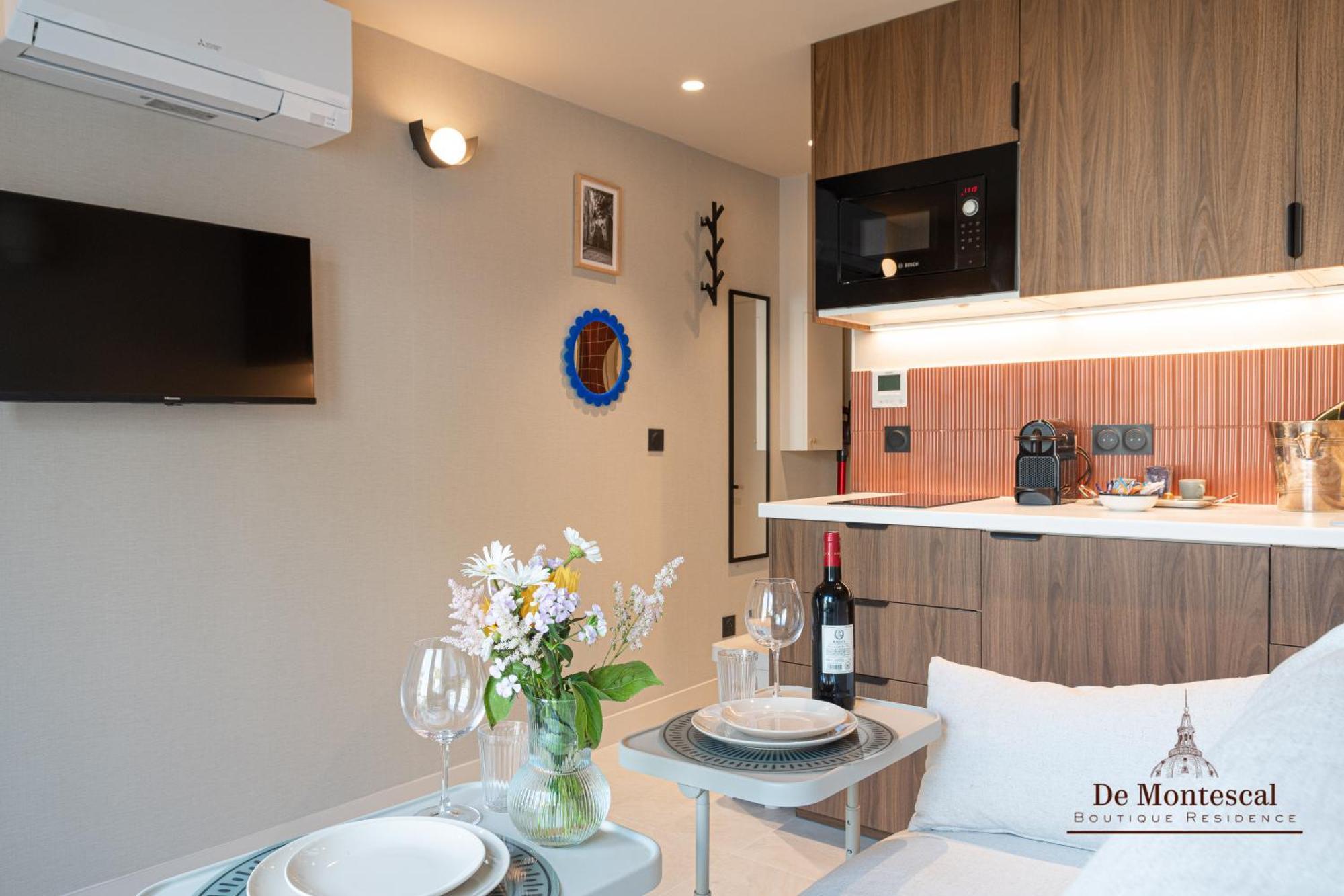 De Montescal- Montparnasse Central With Ac 11 To 14M2 Studio In A Prime Location Paris Eksteriør billede