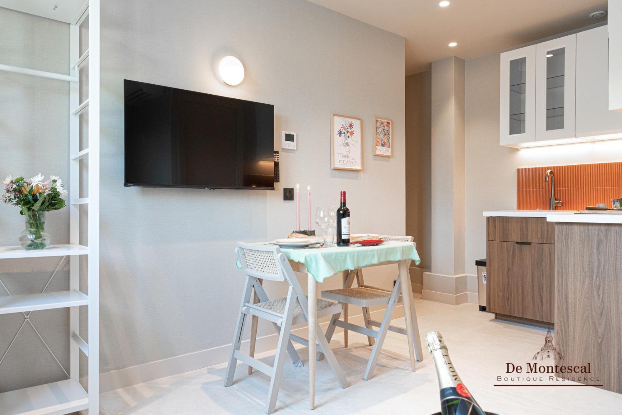 De Montescal- Montparnasse Central With Ac 11 To 14M2 Studio In A Prime Location Paris Eksteriør billede